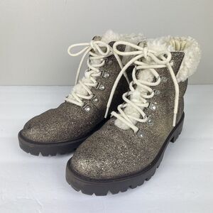 Just Fab Metallic Lug Sole Boots Gold Sz 8 Furry Lining Outdoor Party